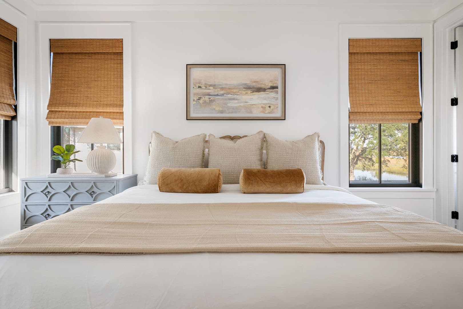Charleston House: 1532 Oak Island Drive