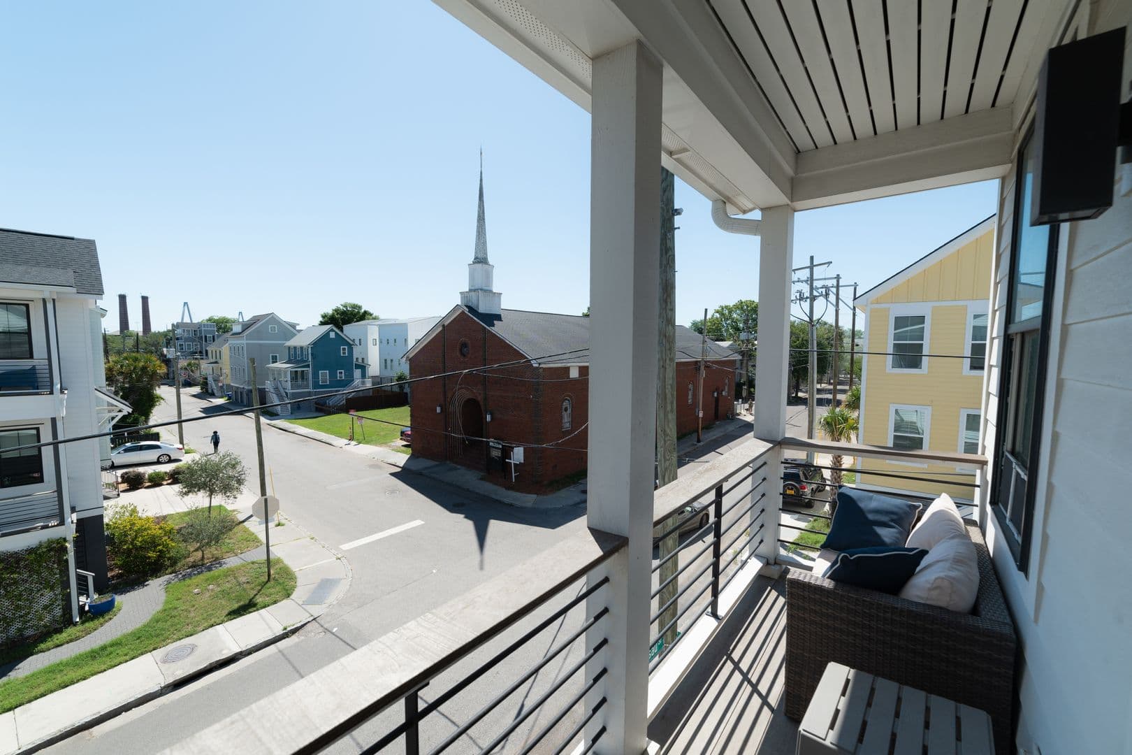Charleston House: 104 Cooper Street