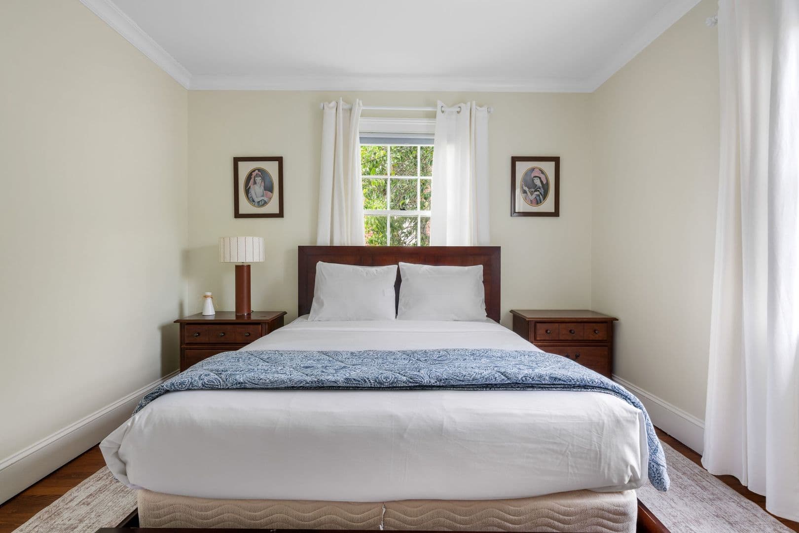 Charleston House: 88 S Battery