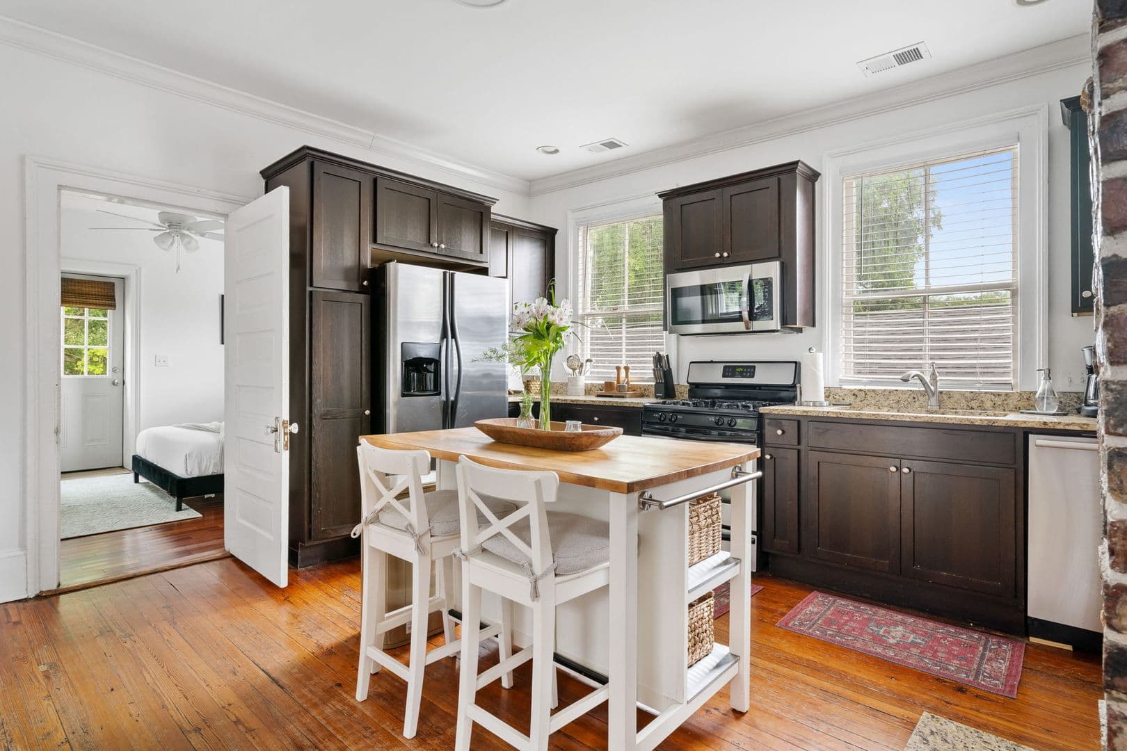 Charleston Apartment: 314 Ashley Avenue