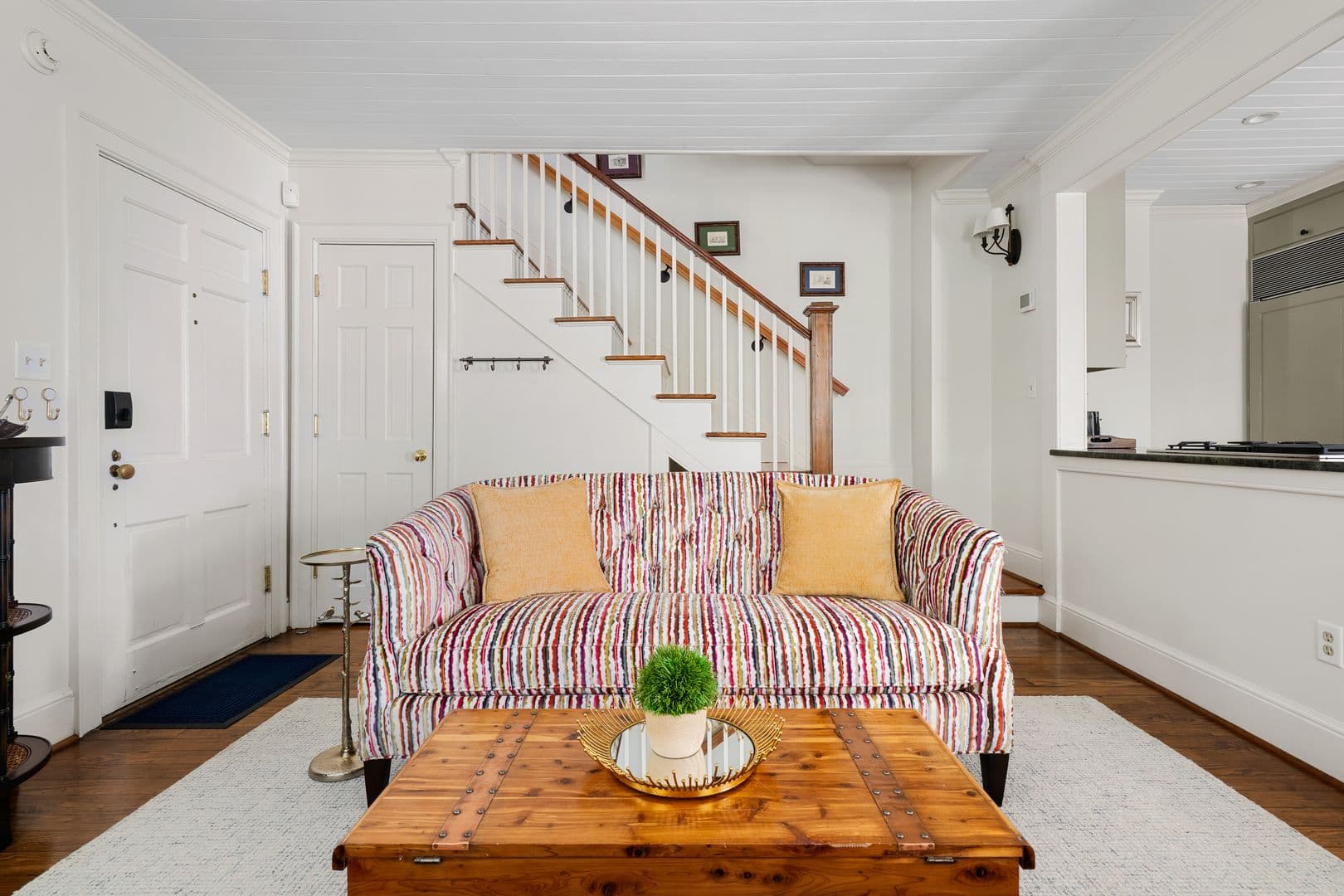 Charleston House: 84 1/3 King Street