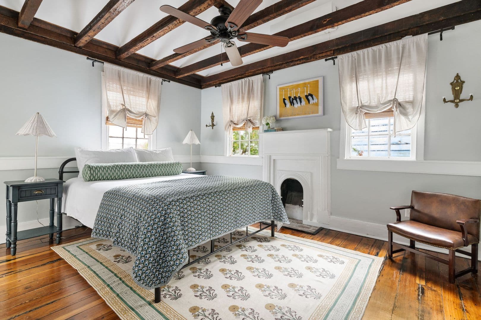 Charleston House: 25 Sires Street