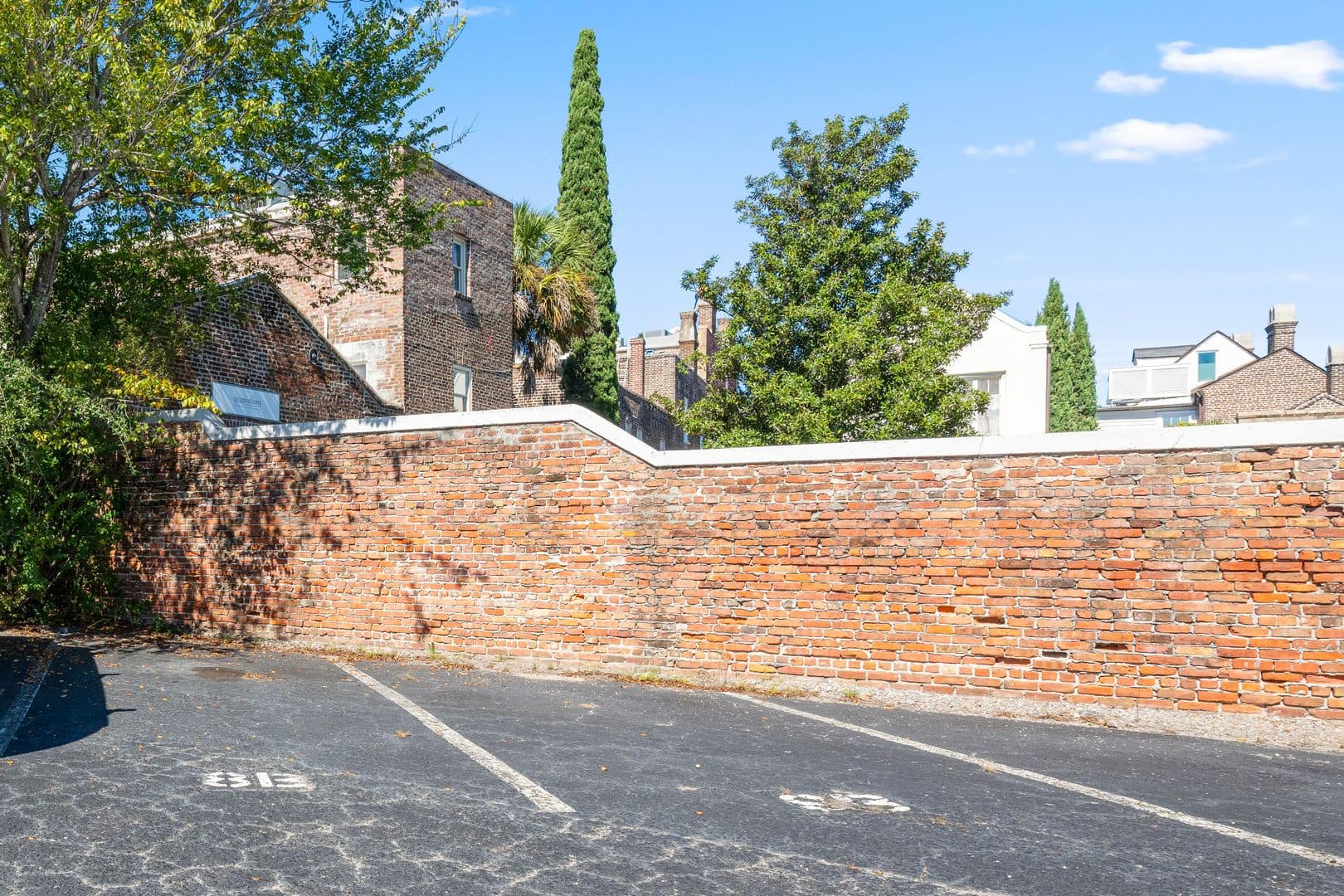 Charleston House: 259 East Bay Unit 8B