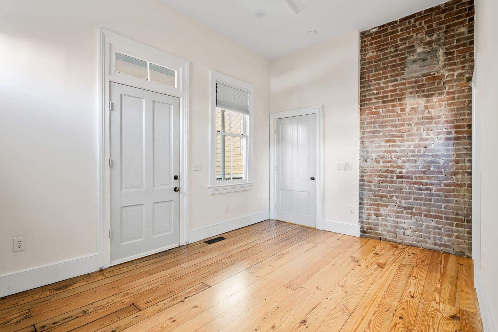 Charleston House: 744 Rutledge Avenue Unit A