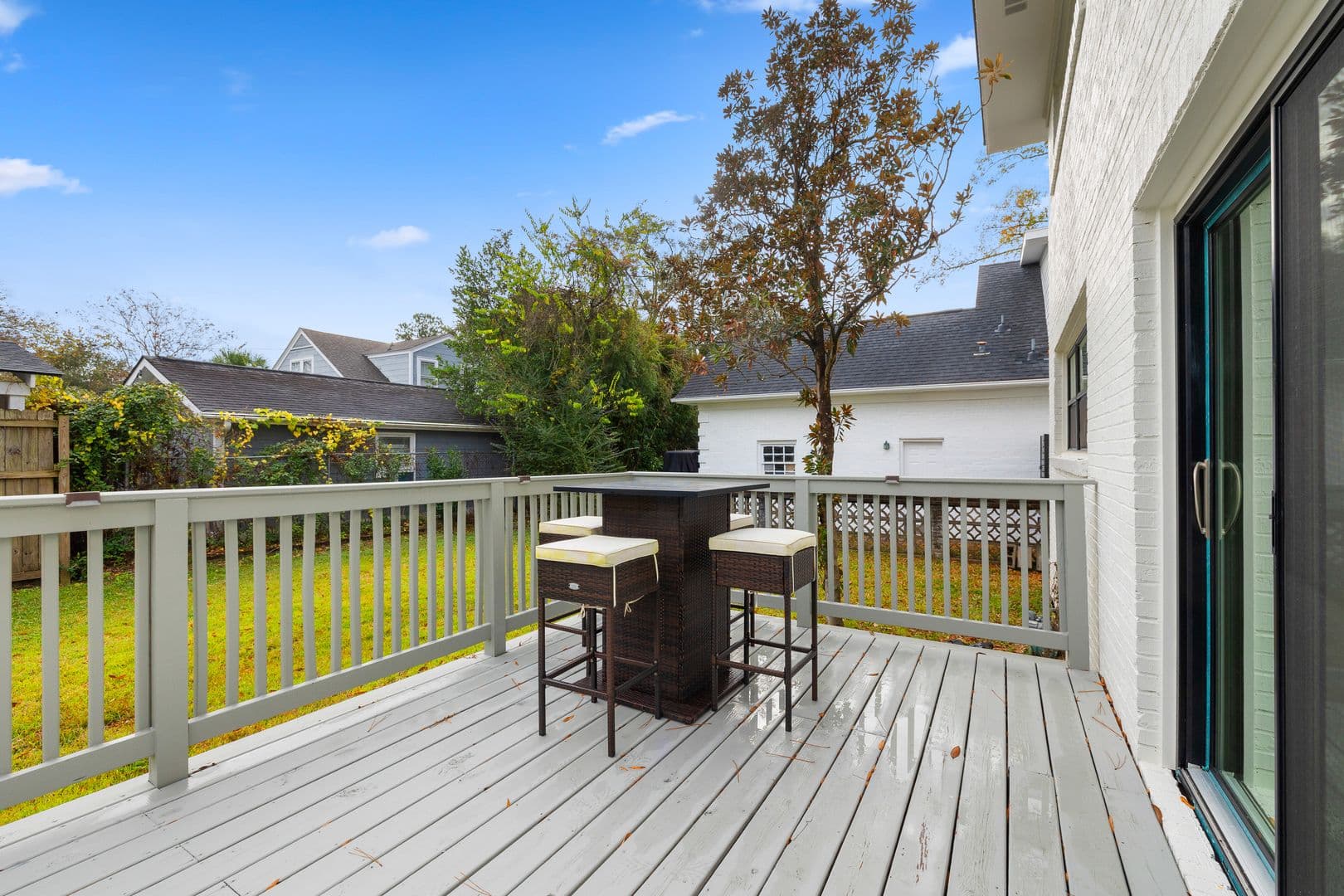 Charleston House: 189 Third Avenue