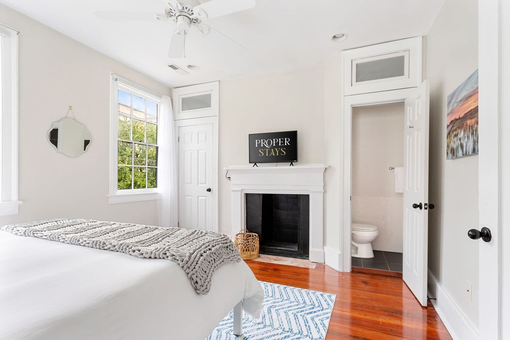 Charleston House: 11 Marion Street