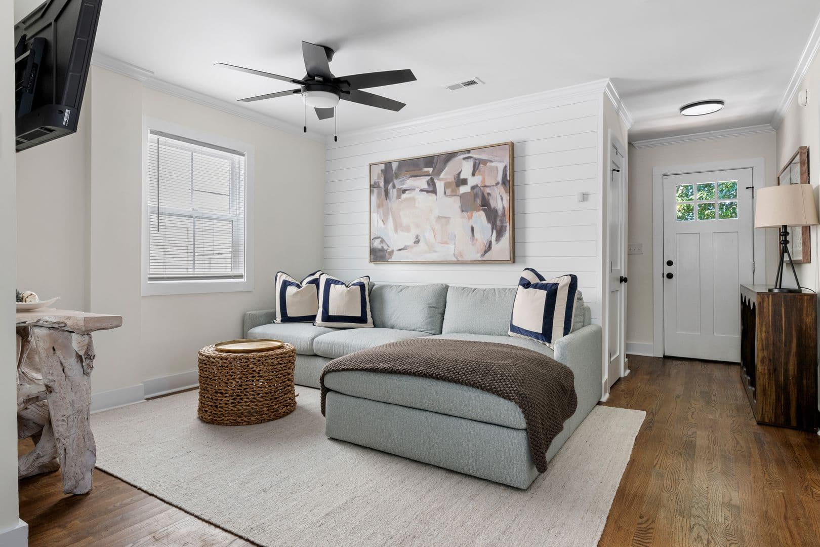Charleston House: 13 H Street
