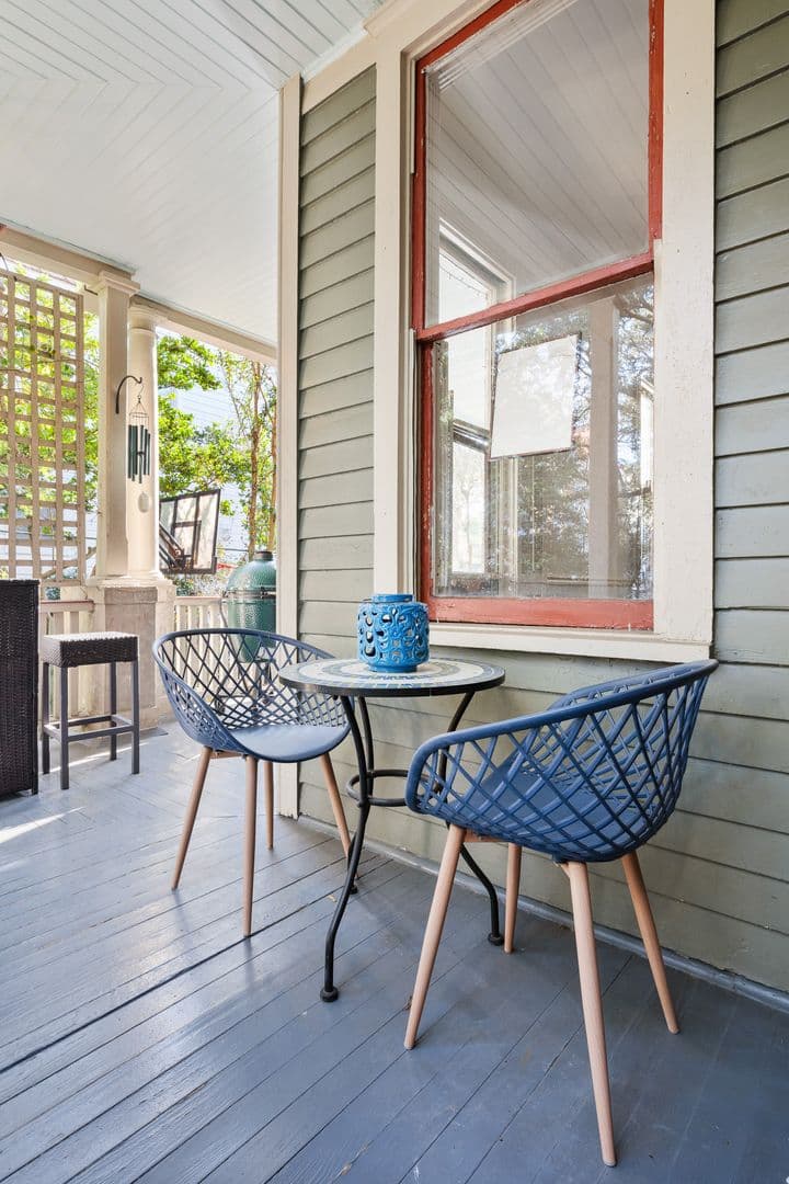 Charleston House: 118 Rutledge Avenue