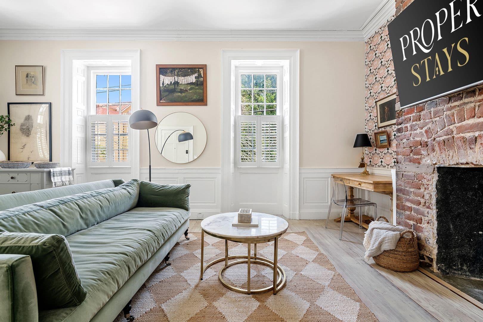 Charleston House: 65 Vanderhorst Street