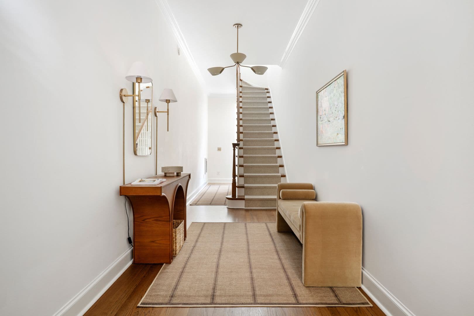 Charleston House: 38 Elliot Street
