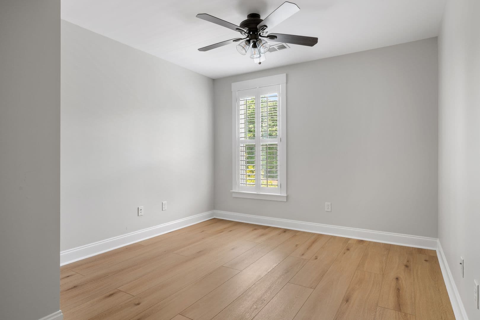Charleston House: 1833 Bermuda Stone