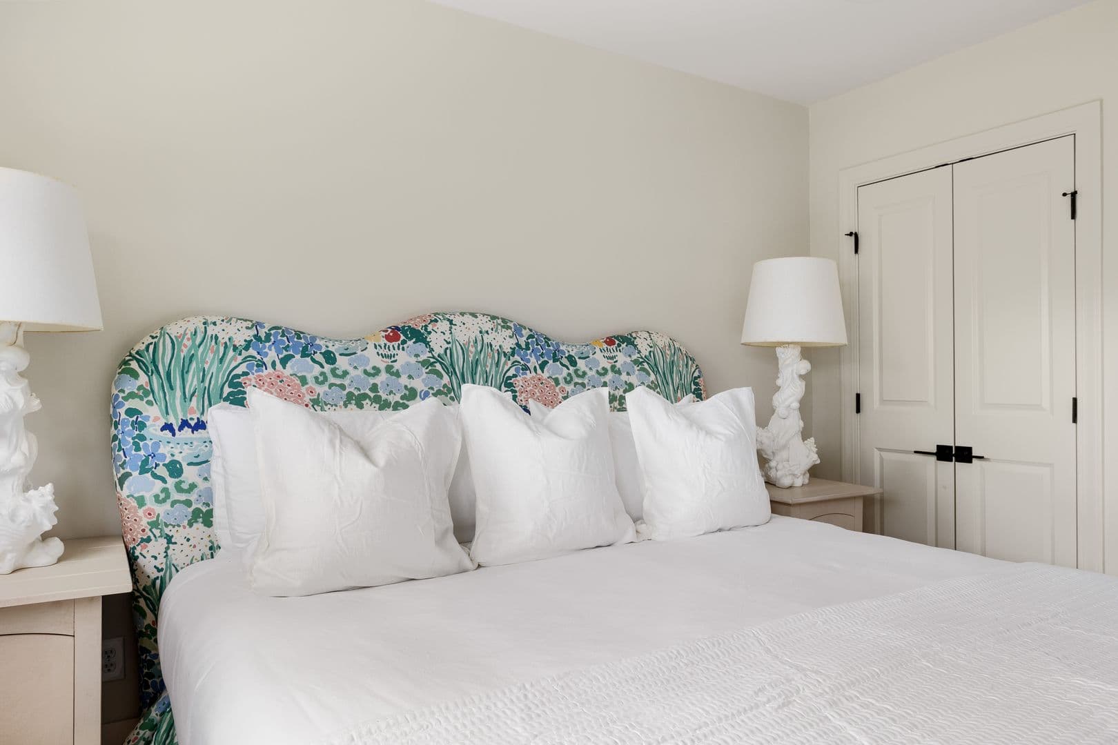 Charleston House: 189 Third Avenue