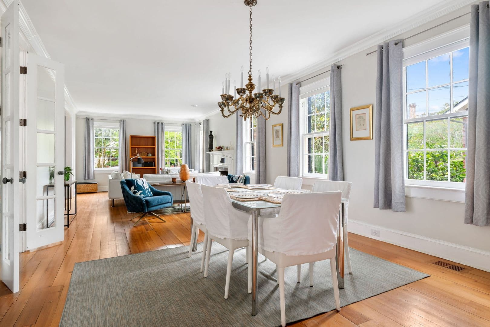 Charleston House: 88 S Battery