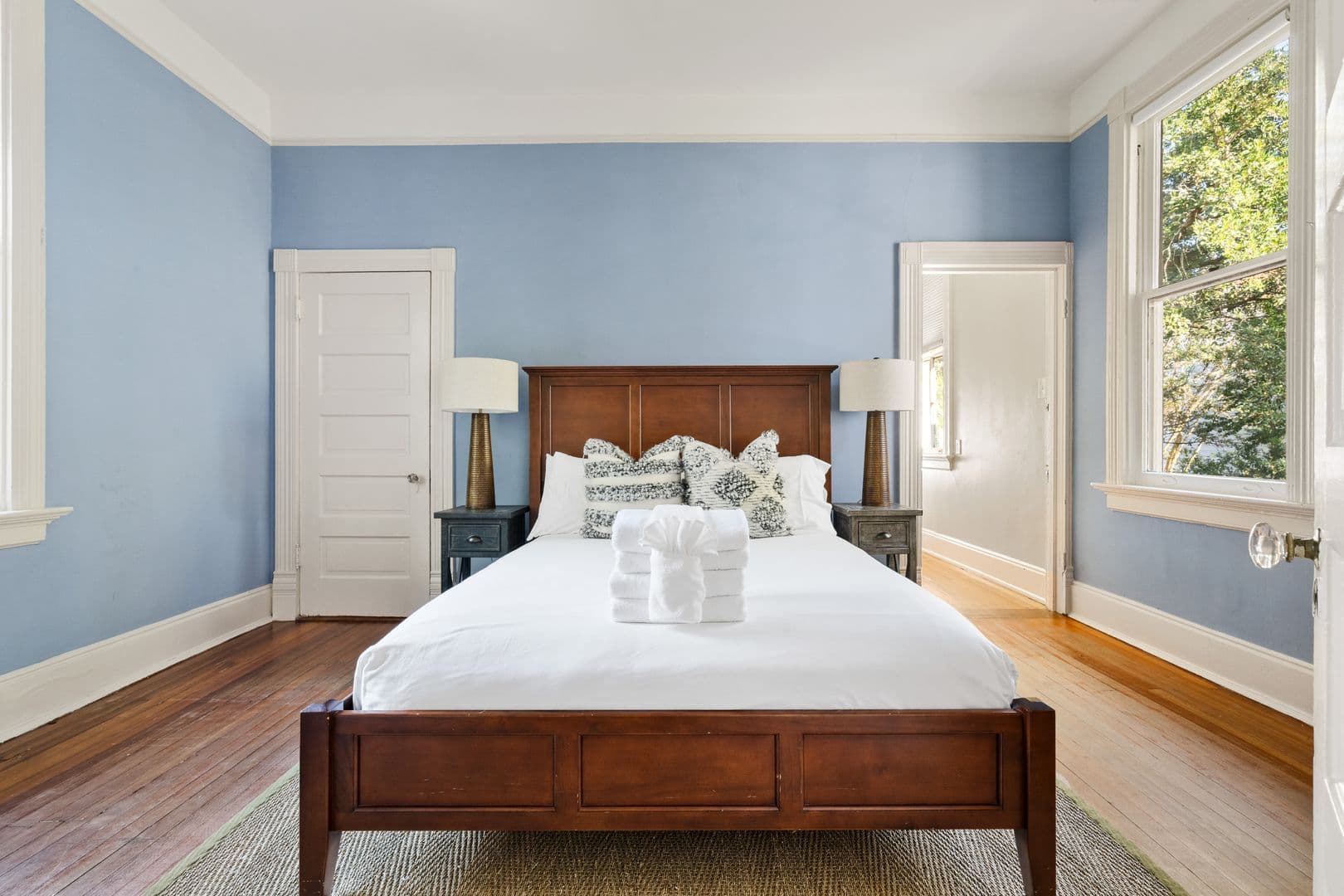 Charleston House: 118 Rutledge Avenue