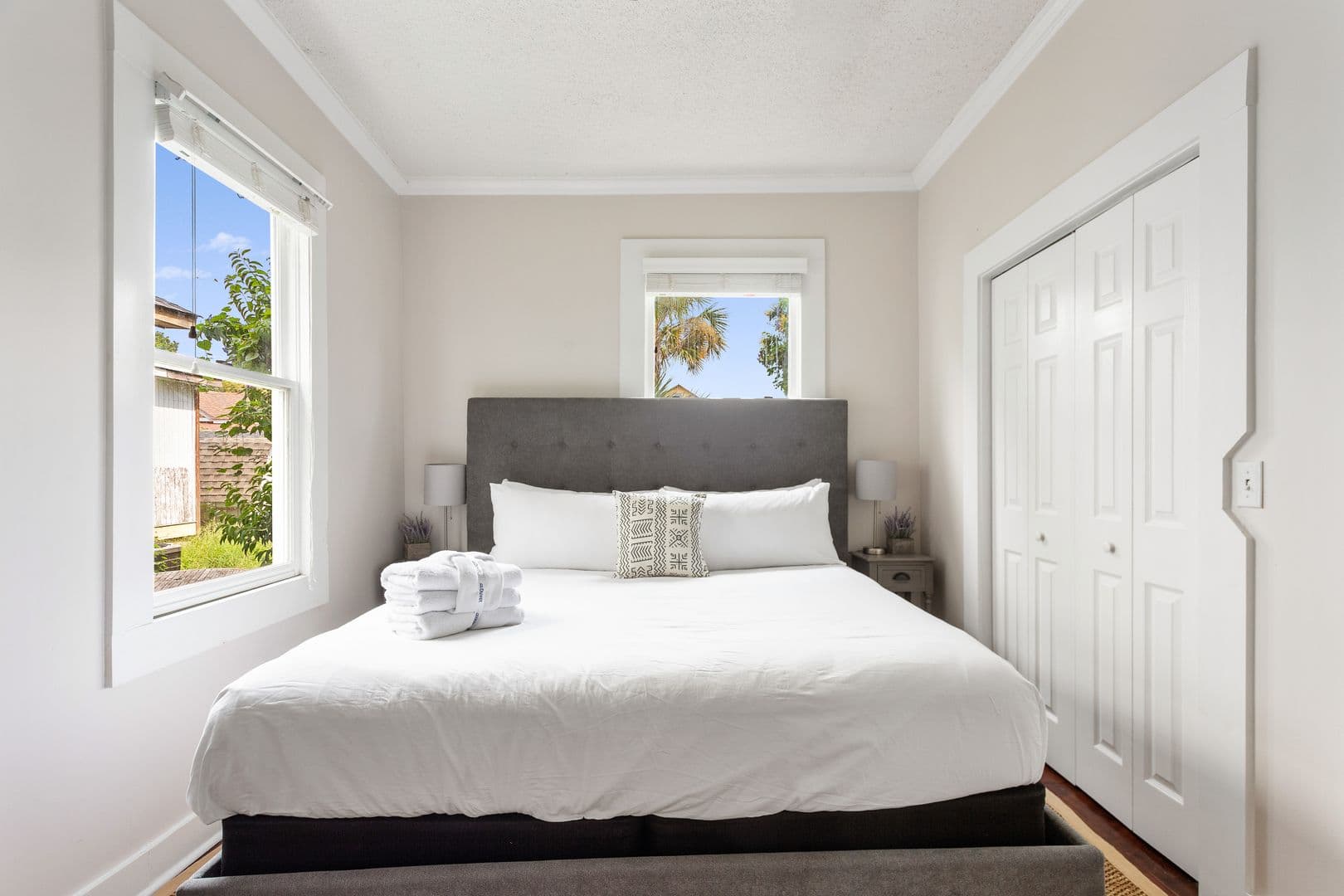 Charleston House: 628 Rutledge Avenue