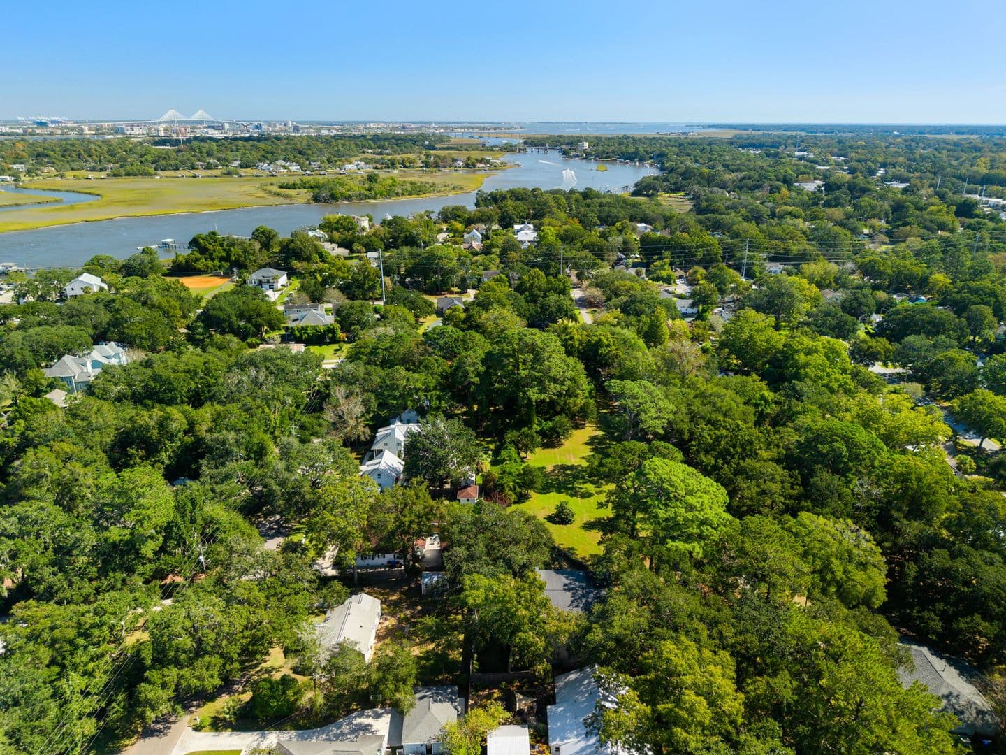 Charleston House: 2112 Parkway Drive