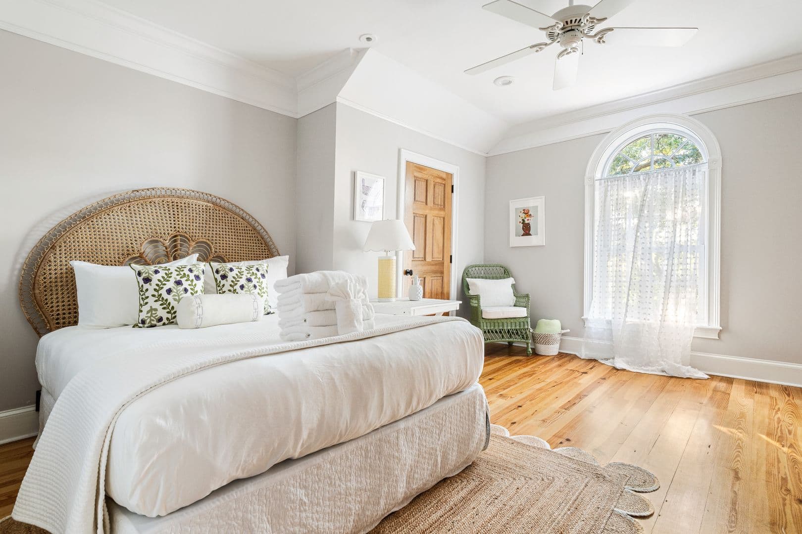 Charleston House: 1158 Fort Lamar Road