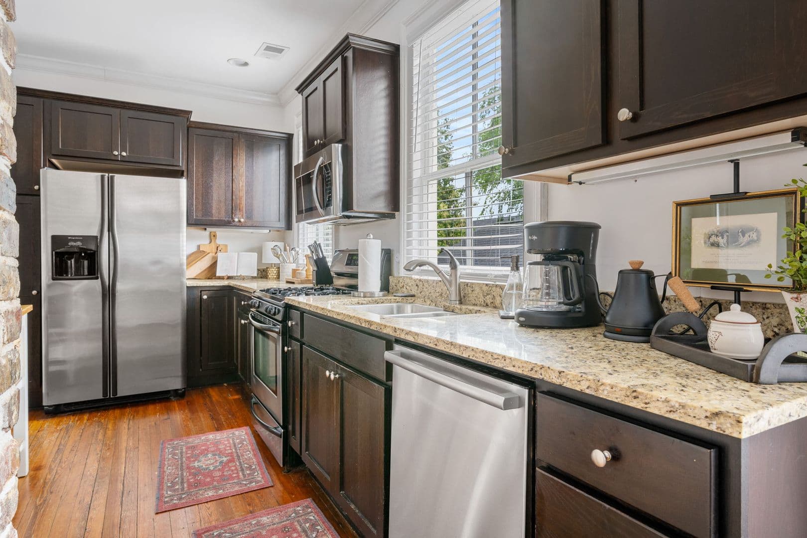 Charleston Apartment: 314 Ashley Avenue