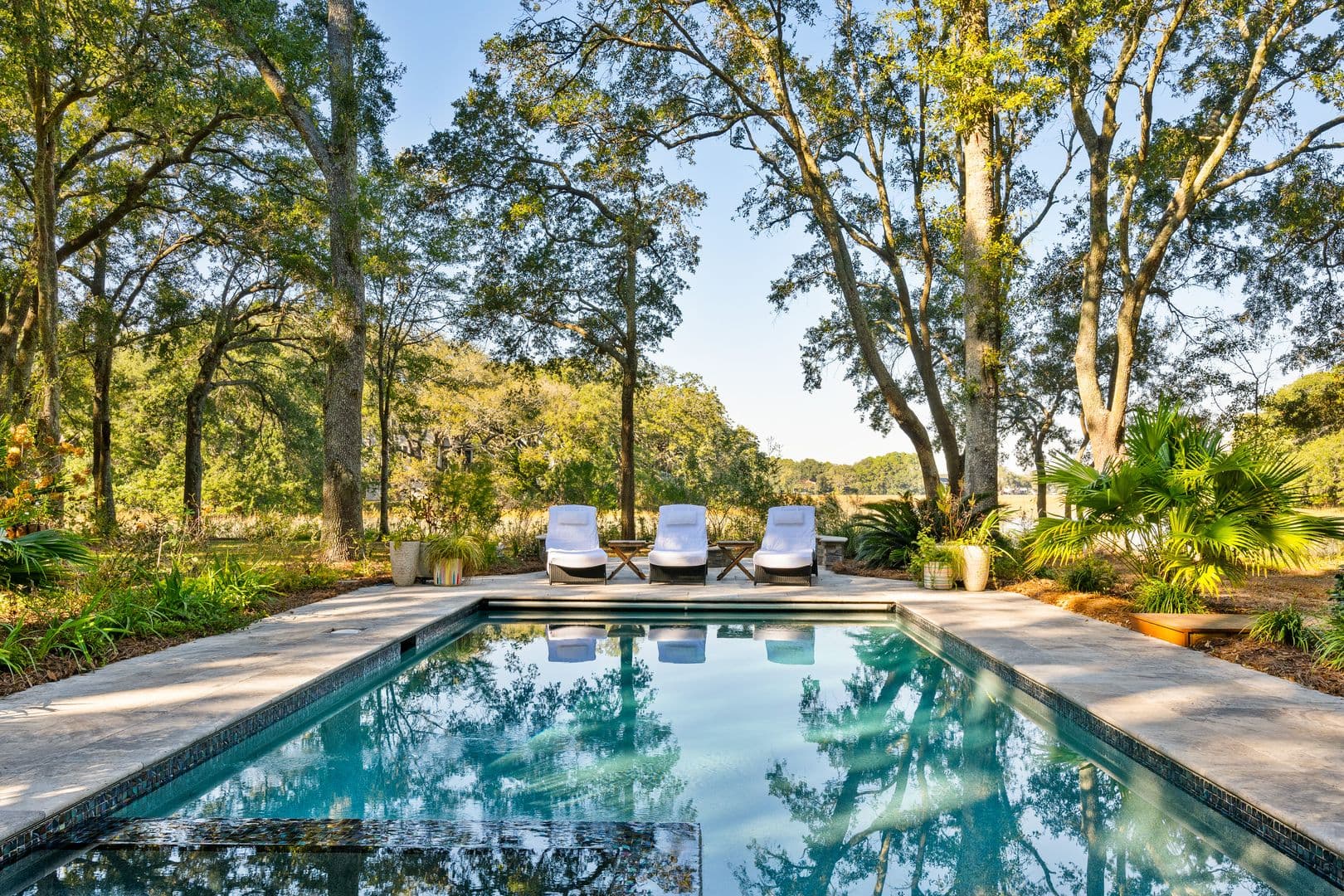 Charleston House: 1158 Fort Lamar Road