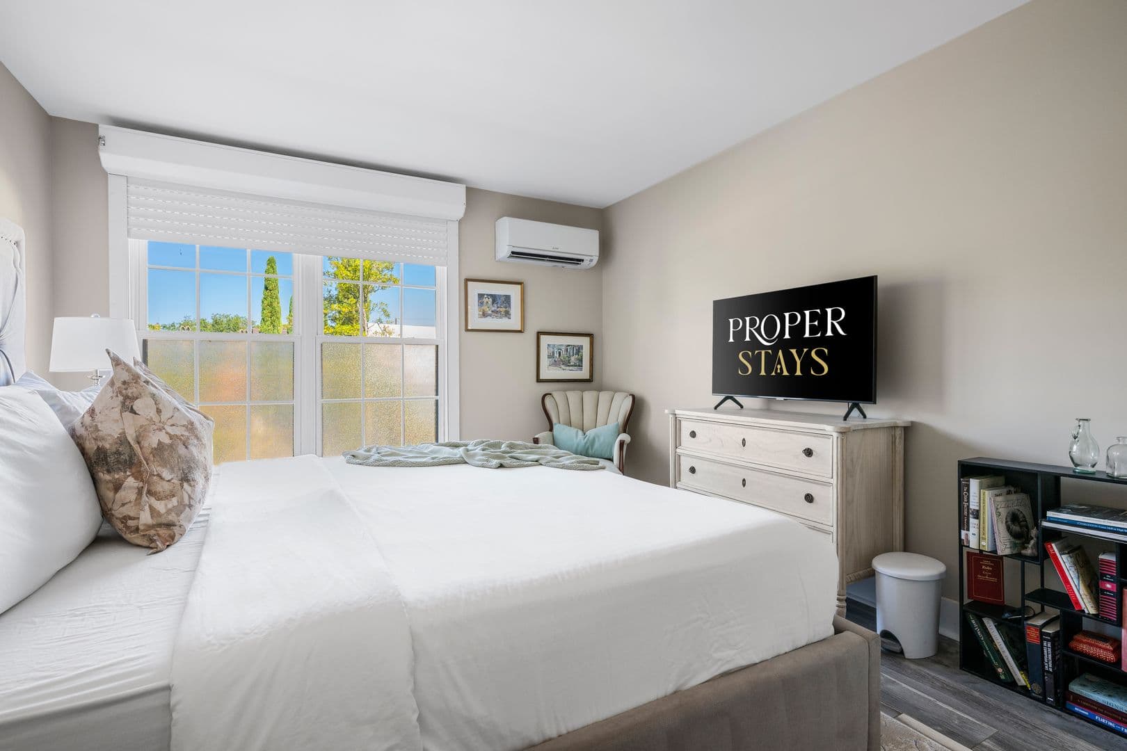Charleston House: 259 East Bay Unit 8B