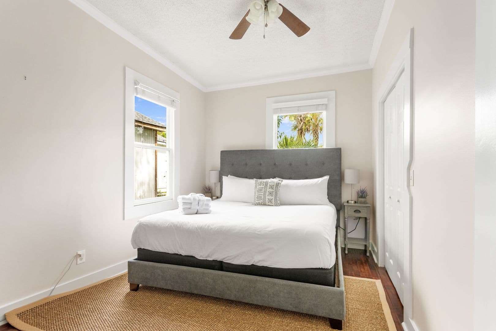 Charleston House: 628 Rutledge Avenue