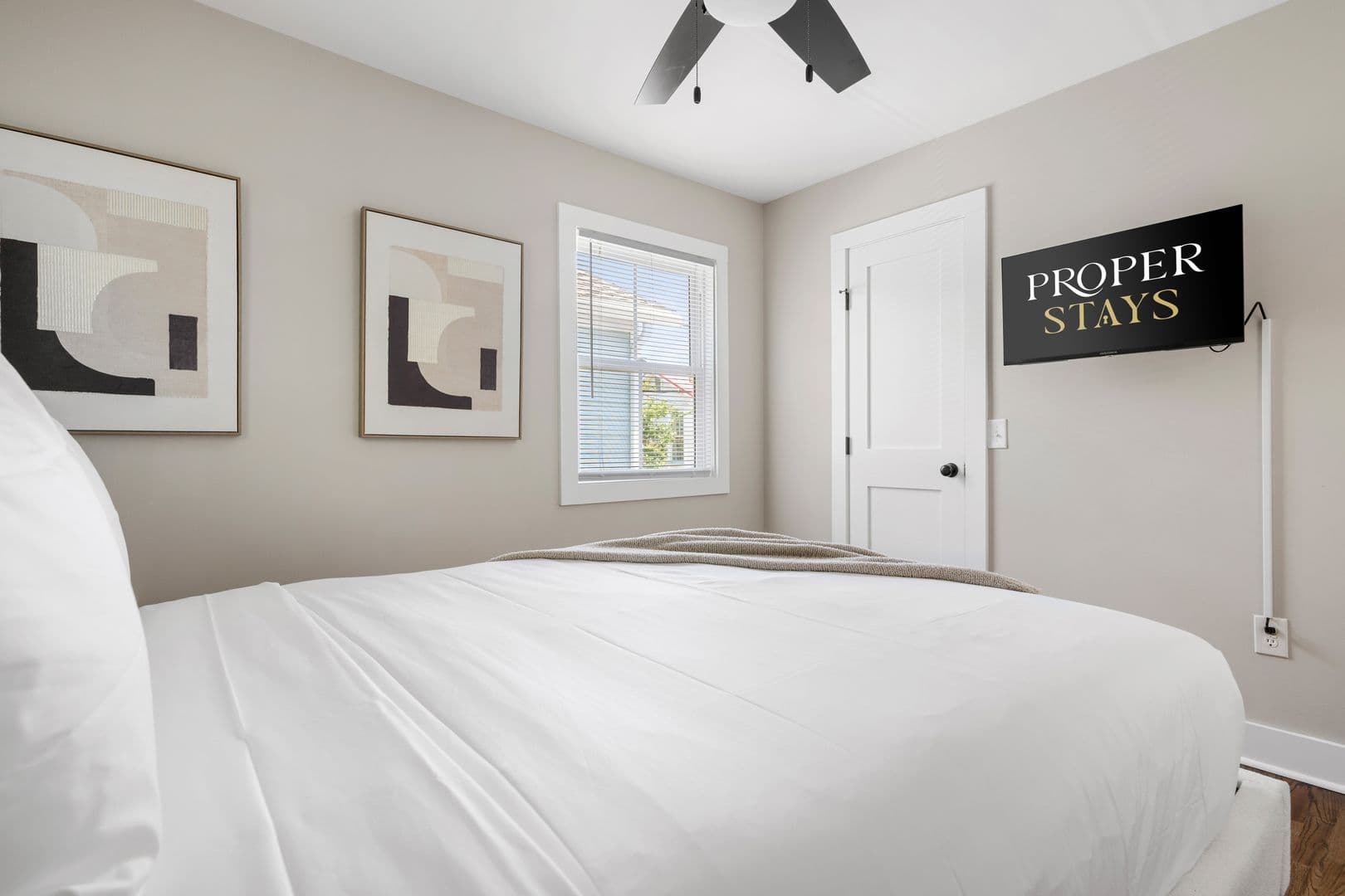 Charleston House: 13 H Street