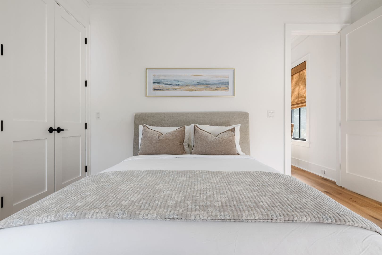 Charleston House: 1532 Oak Island Drive