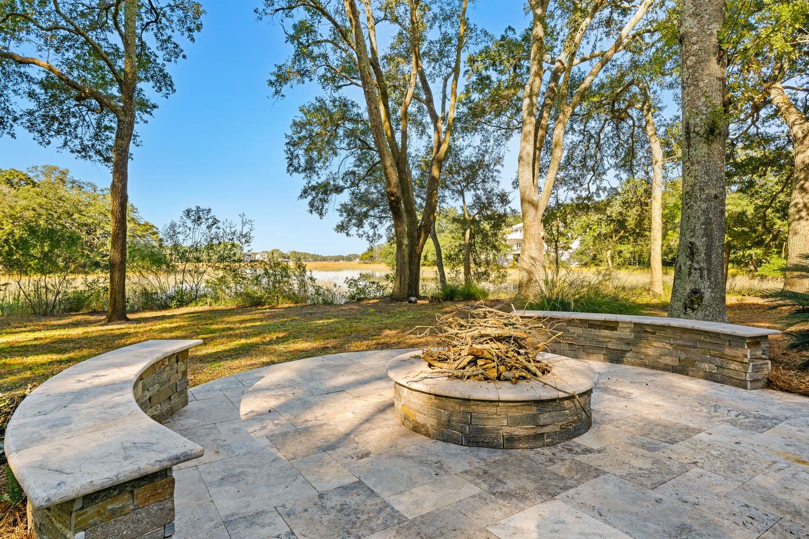 Charleston House: 1158 Fort Lamar Road