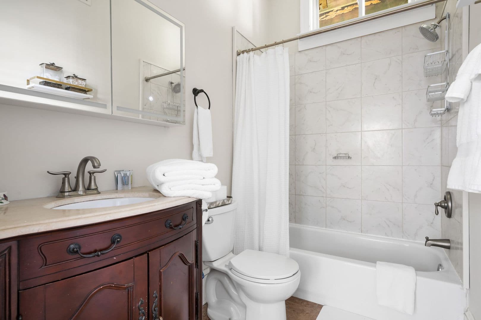 Charleston Apartment: 314 Ashley Avenue