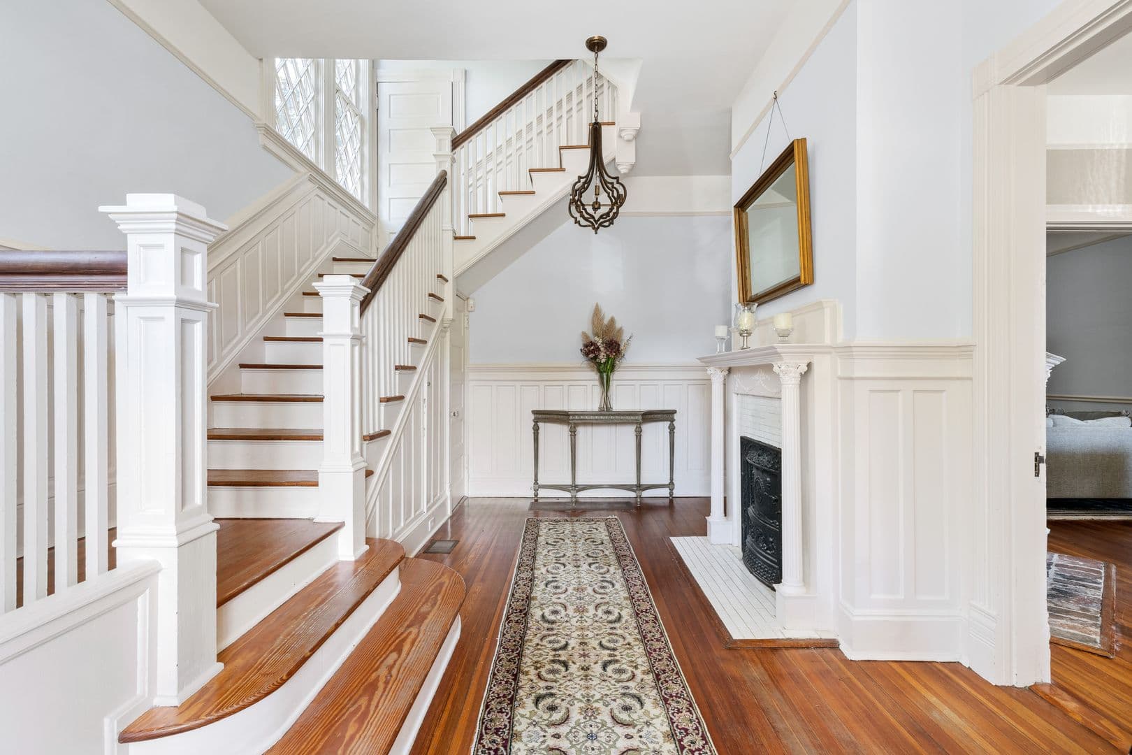 Charleston House: 118 Rutledge Avenue