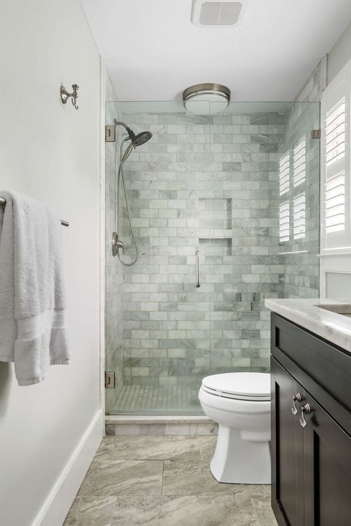 Charleston House: 25 Sires Street
