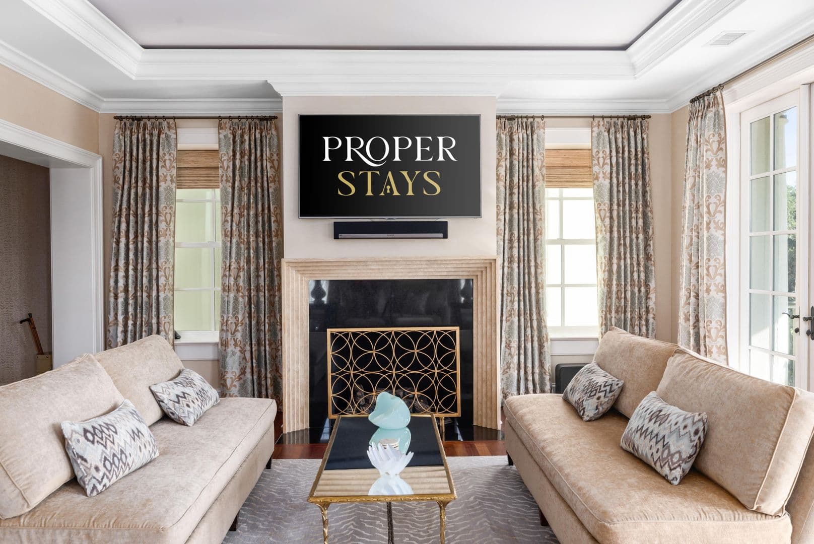 Charleston House: 5 Middle Atlantic Wharf