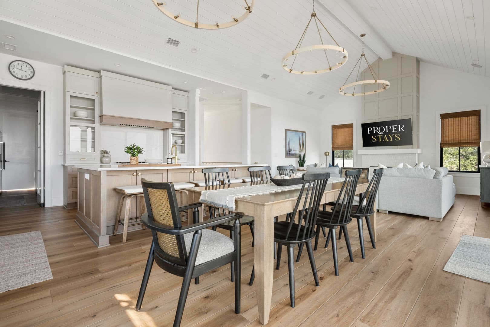 Charleston House: 1532 Oak Island Drive