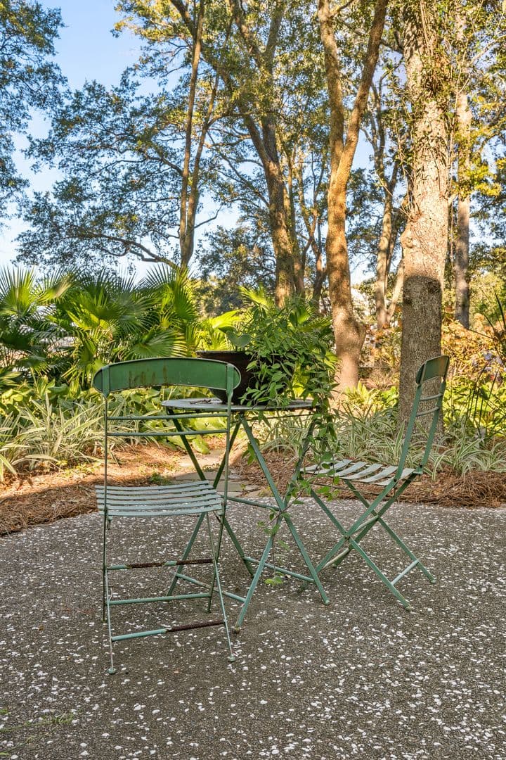 Charleston House: 1158 Fort Lamar Road