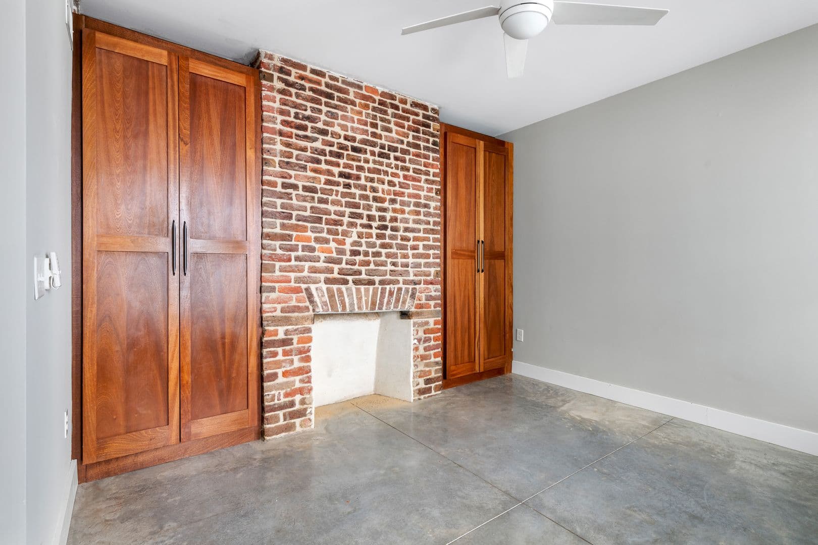 Charleston House: 195 Smith Street