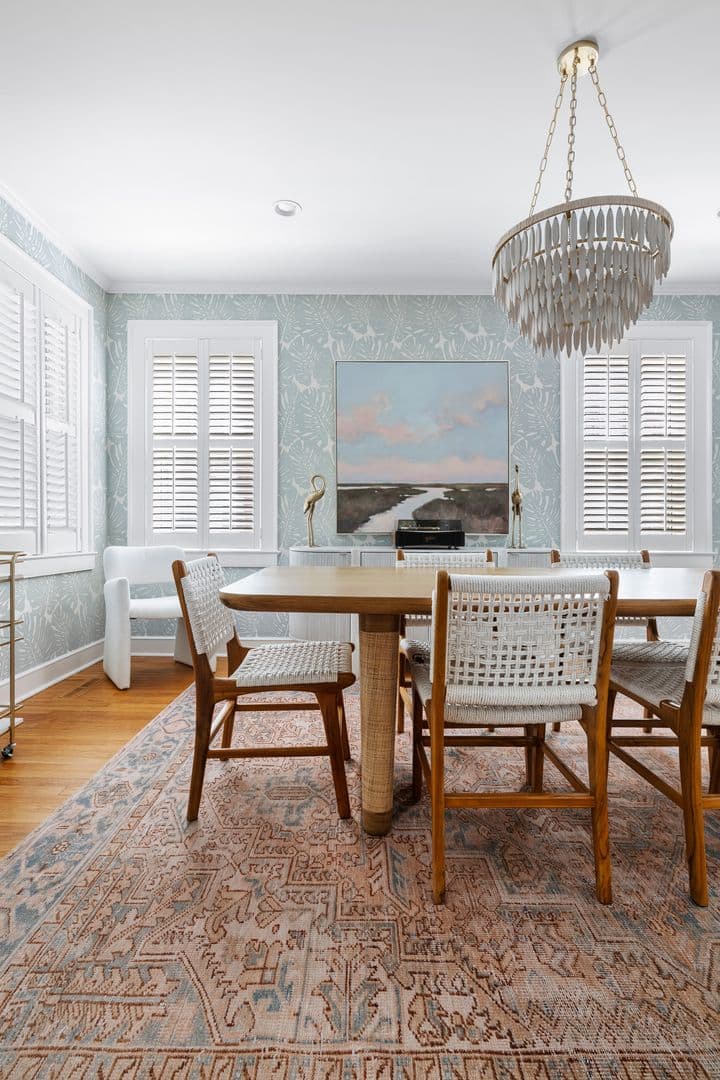 Charleston House: 12 Ashley Avenue