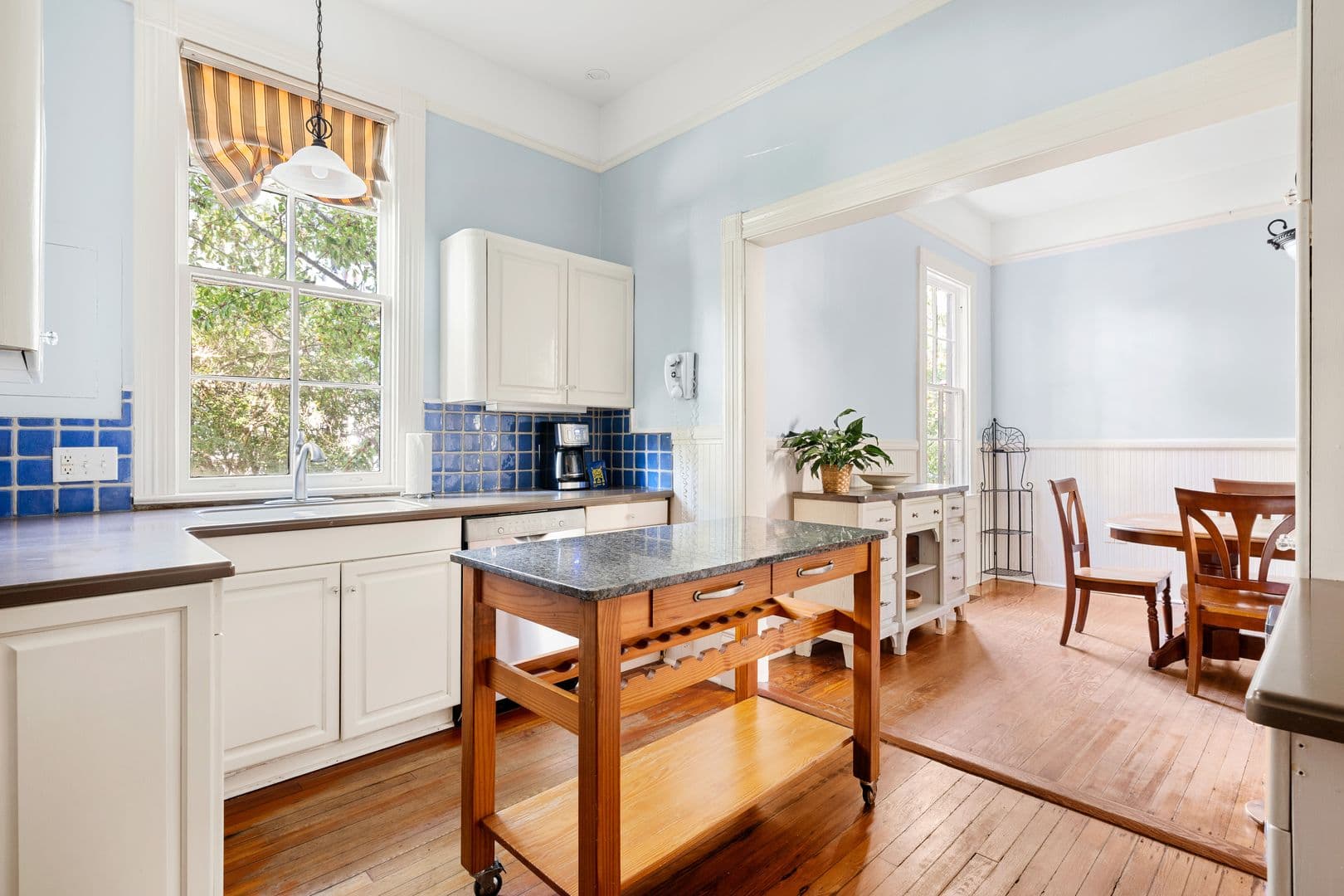 Charleston House: 118 Rutledge Avenue