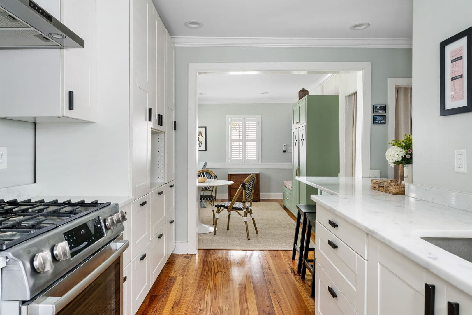 Charleston House: 25 Sires Street