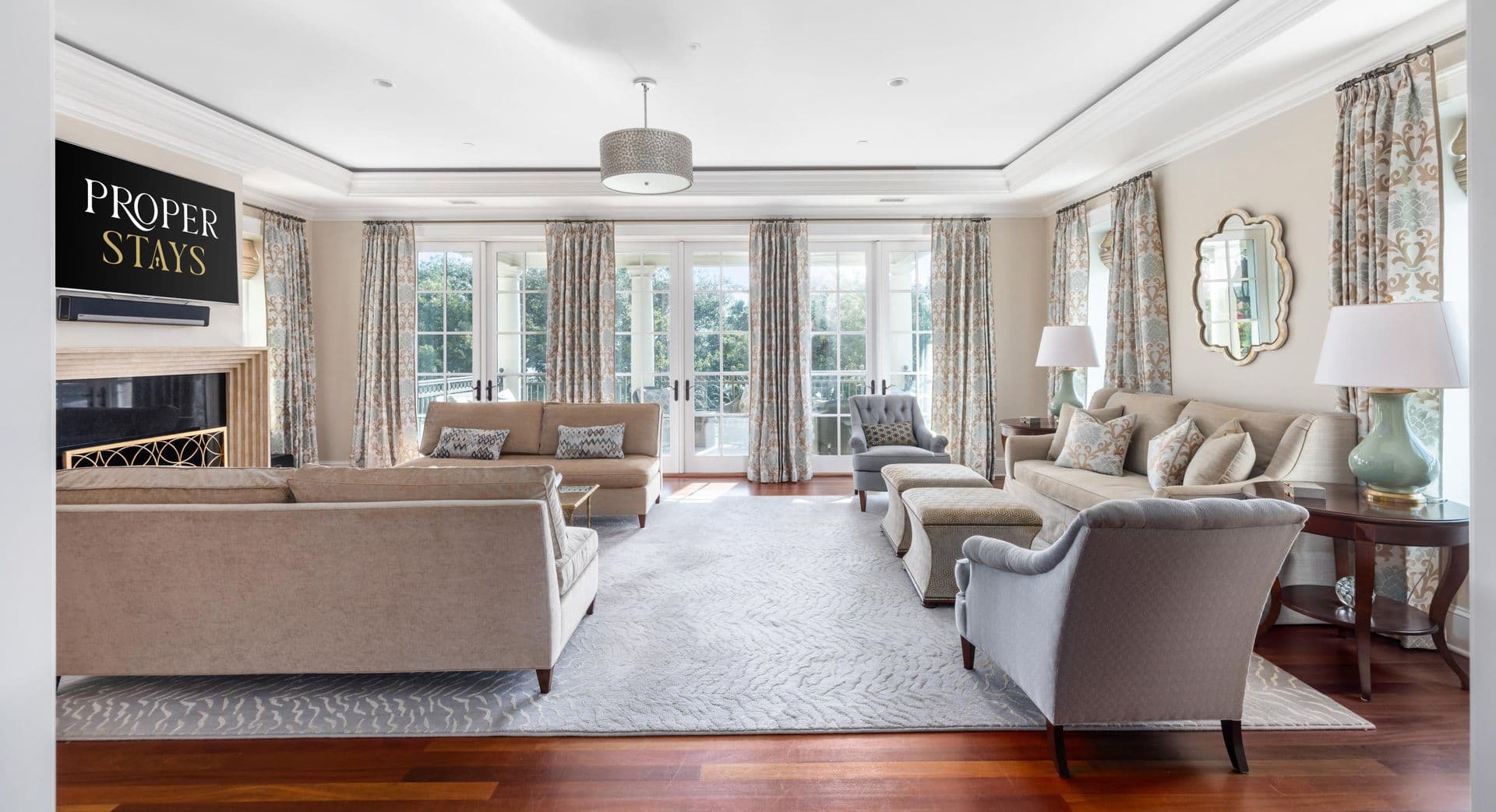 Charleston House: 5 Middle Atlantic Wharf