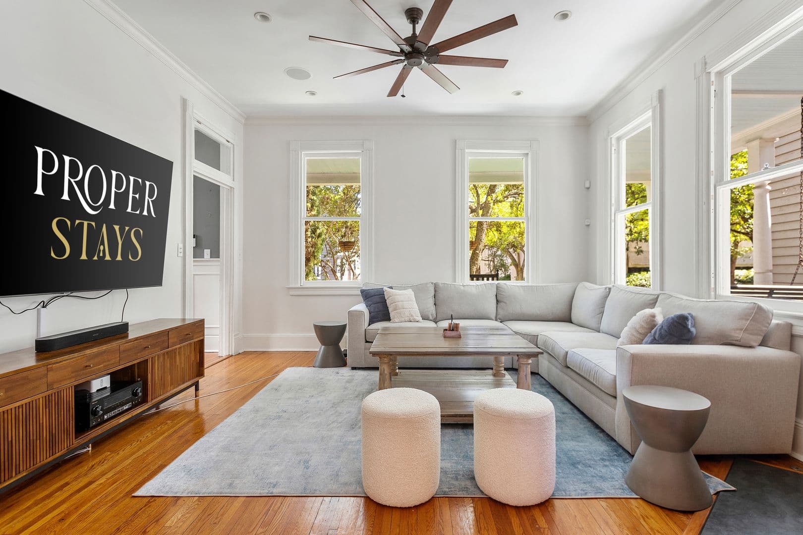 Charleston House: 80 Vanderhorst Street