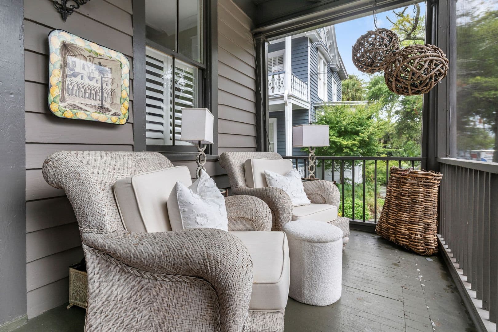 Charleston House: 50 Montagu Street