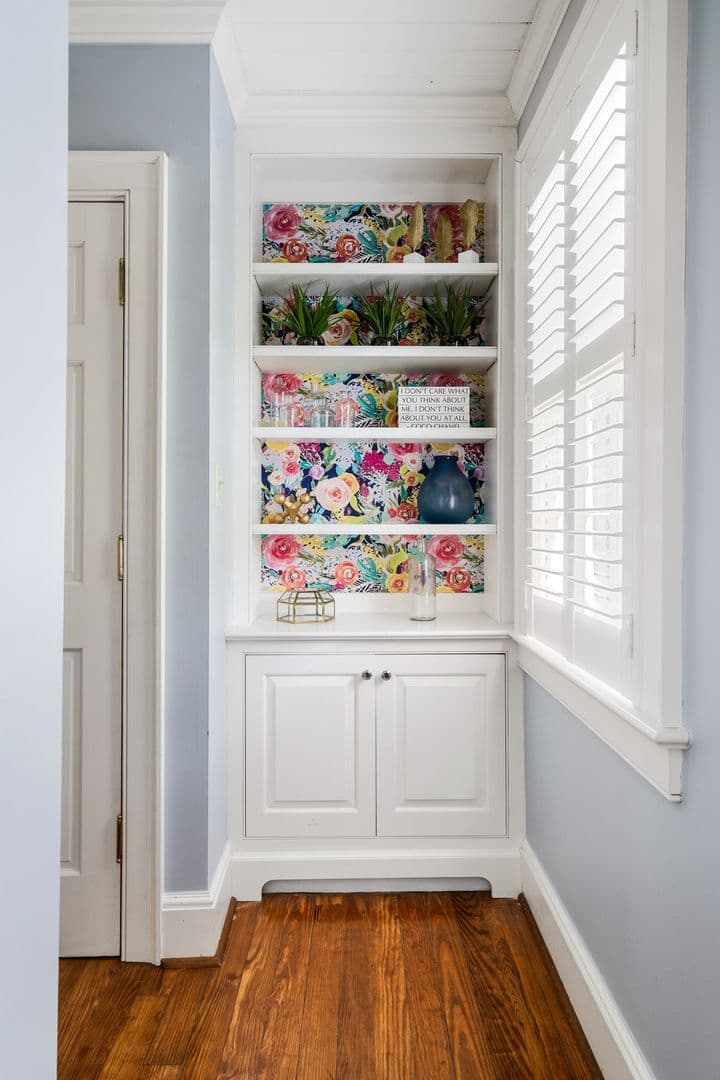 Charleston House: 84 1/3 King Street