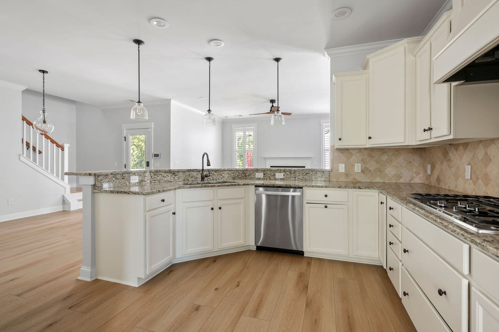 Charleston House: 1833 Bermuda Stone