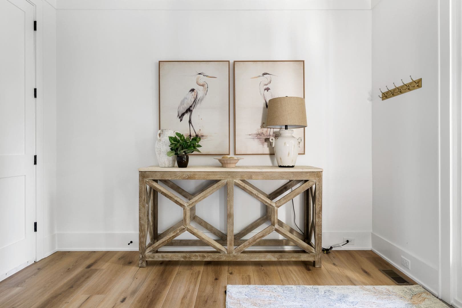 Charleston House: 1532 Oak Island Drive