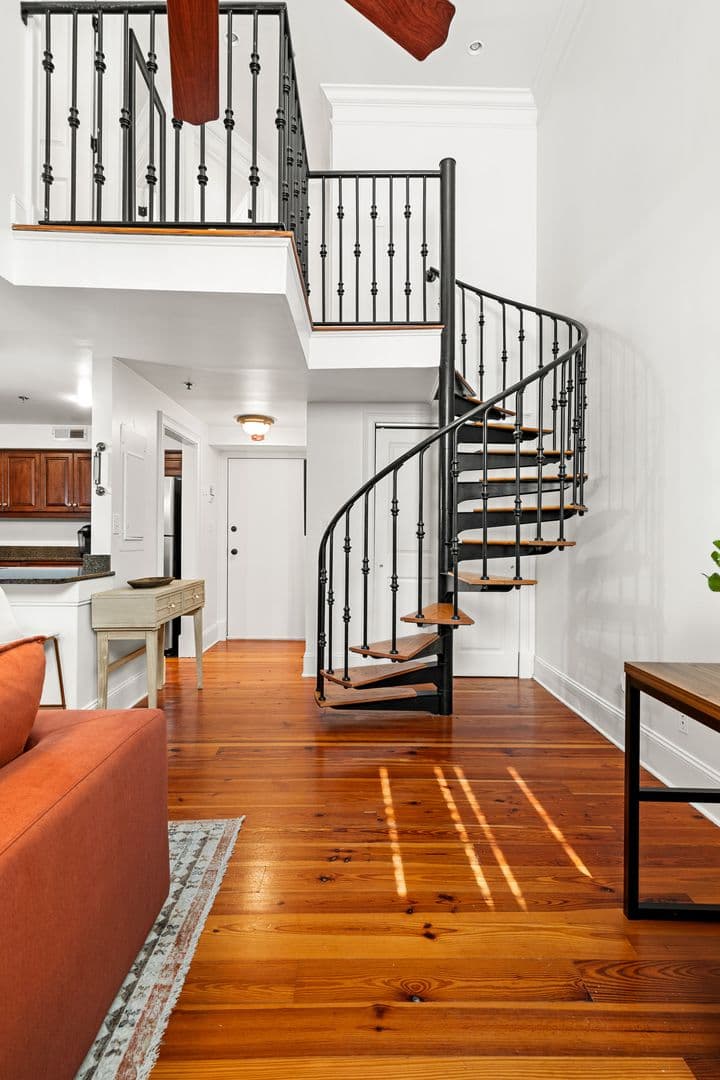 Charleston House: 377 King Street