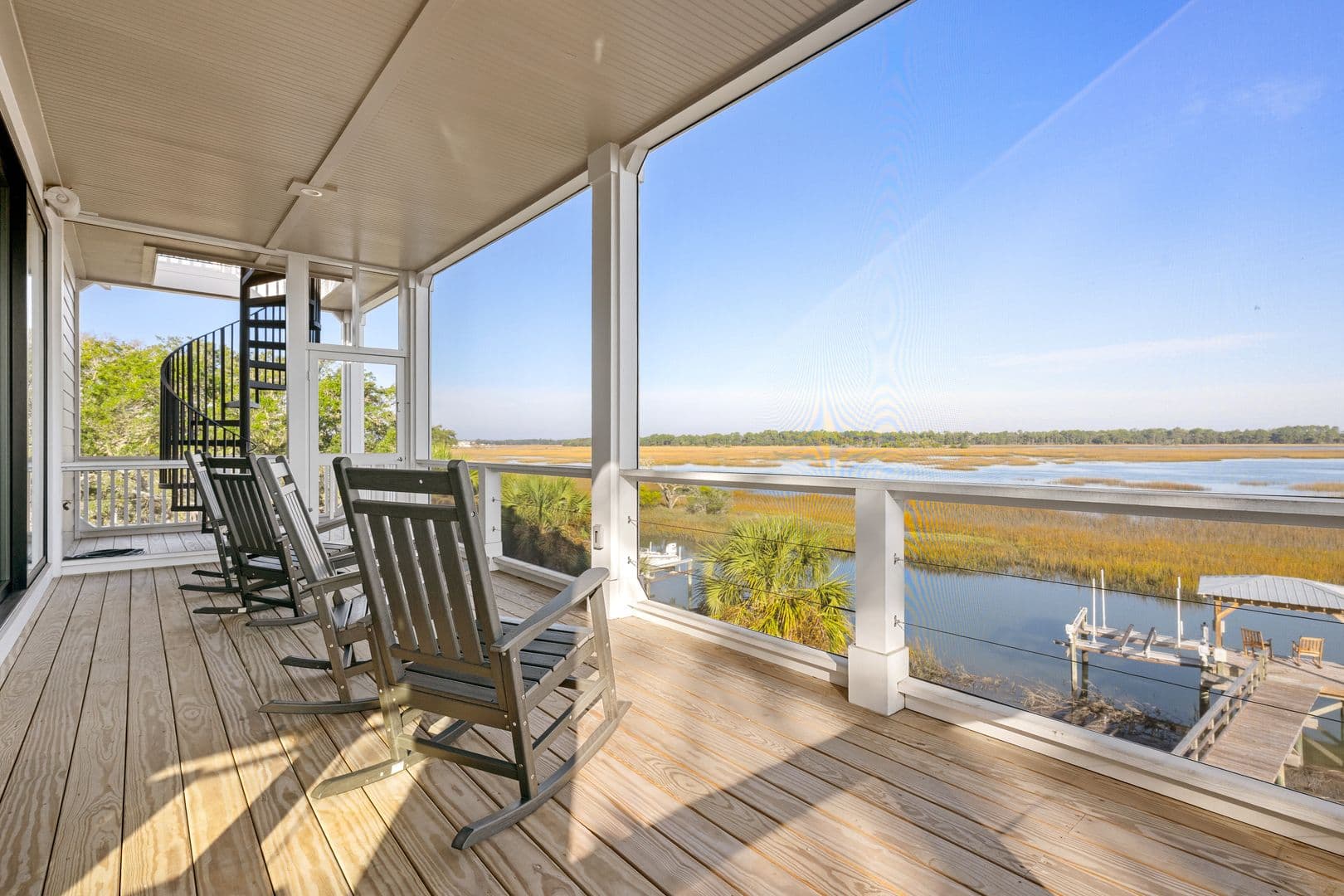 Charleston House: 1532 Oak Island Drive