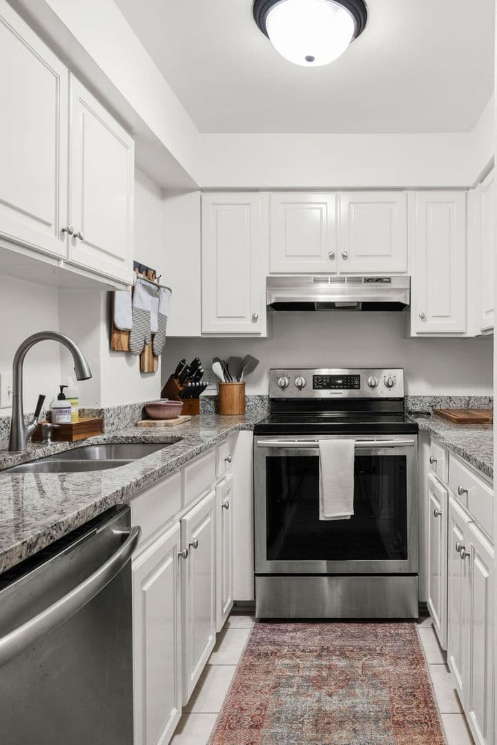 Charleston House: 55 Ashley Unit 2