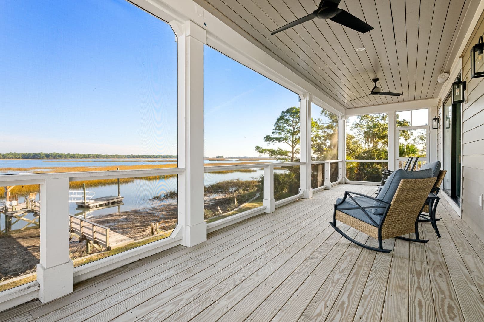 Charleston House: 1532 Oak Island Drive