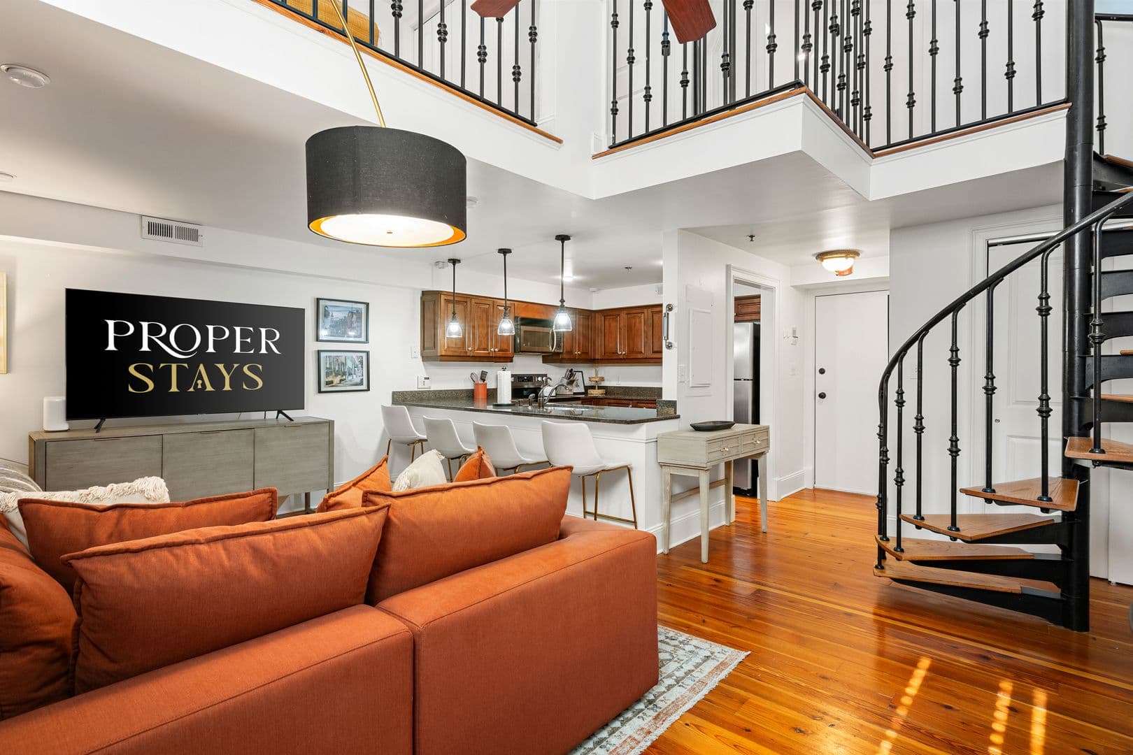 Charleston House: 377 King Street