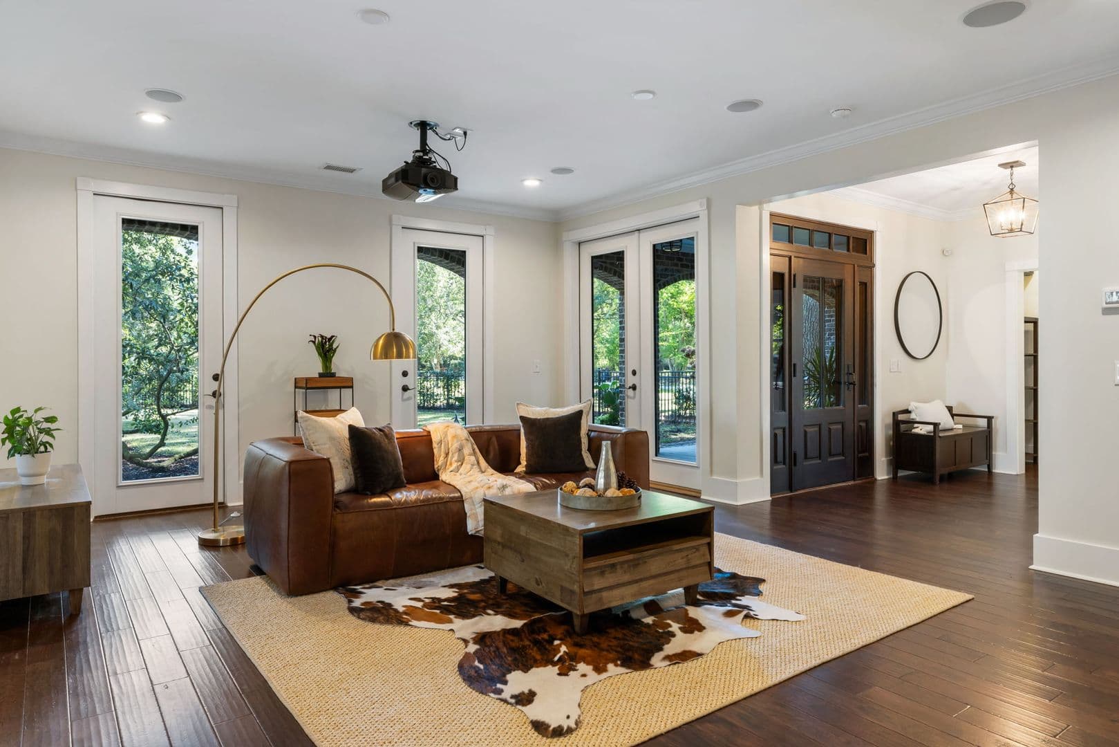 Charleston House: 2112 Parkway Drive